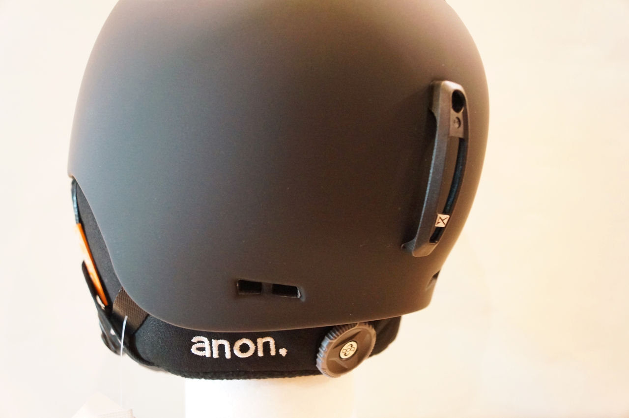 ANON（アノン）子ども用ヘルメット試着できます！！ : 京都にある
