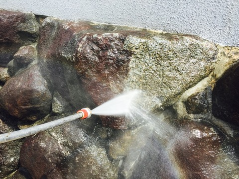 やま、たくペア高圧洗浄中2
