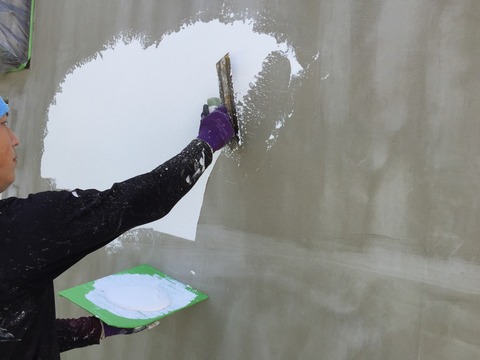 外壁ジョリパット中塗り2