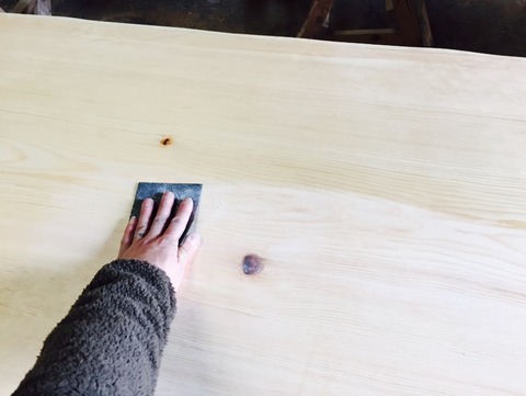 サンドペーパーかけ