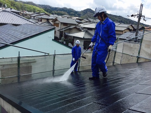 やま、たくペア高圧洗浄中