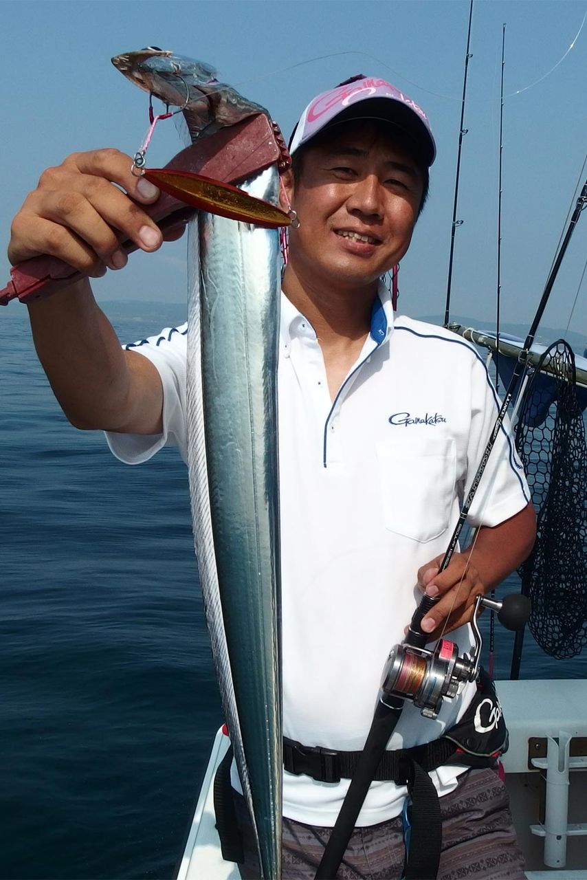 夏の大阪湾で五目釣り ヌッシー疑似餌同好会 夏の大阪湾で五目釣り ヌッシー疑似餌同好会