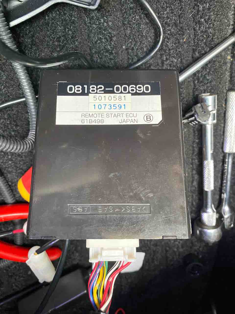 トヨタ&レクサス 純正リモートスタート : nuts!