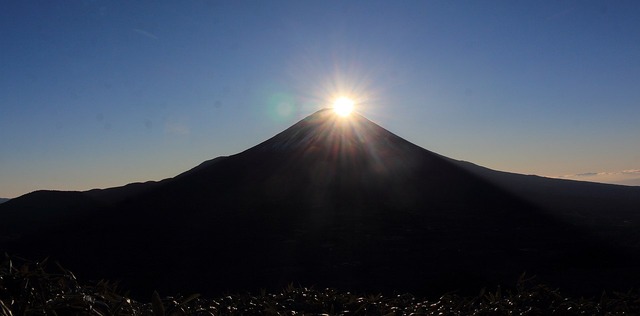 Diamond_Fuji_(from_Mount_Ryu_2015-12-05_s3)