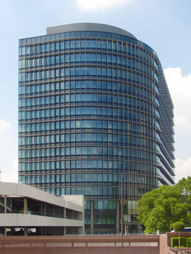 Headquarter_of_Toyota_Motor_Corporation_3