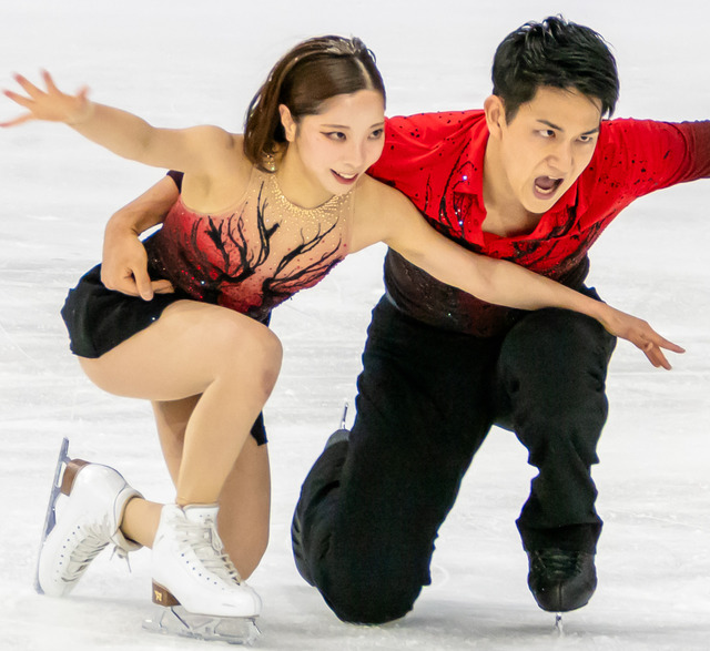 【意味深】りくりゅうの関係は？直球質問→2人そろって「ご想像にお任せします」