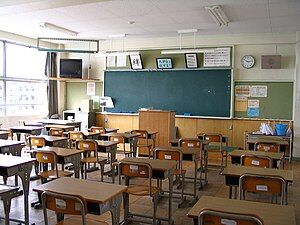 女のイジメ「美人も標的になります」男のイジメ「イケメンは標的になりにくいです」←これ