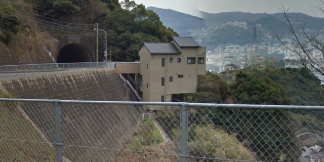 がけ