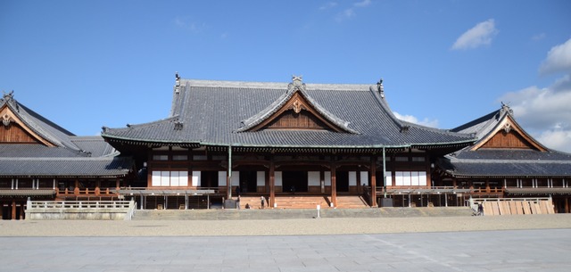 天理教の勧誘が来るんだが、天理教ってどんな宗教なの？年に2回か3回は来る　@埼玉西部