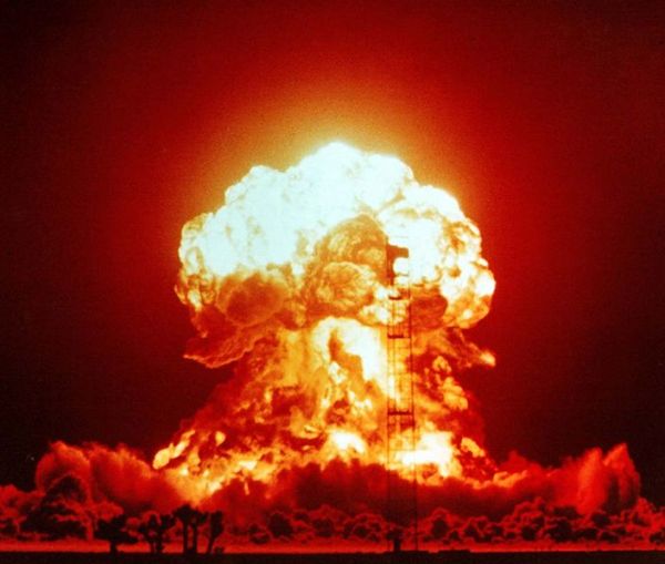 爆発