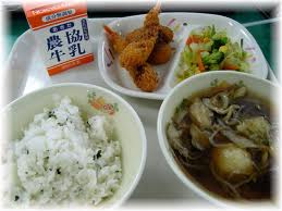 給食