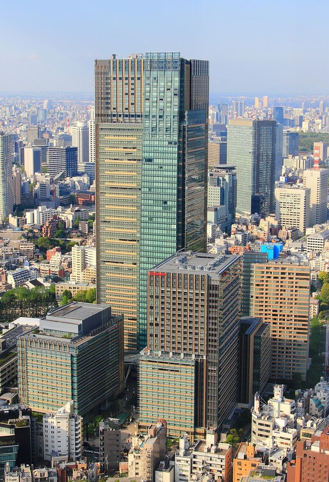 800px-Tokyo_Midtown.2