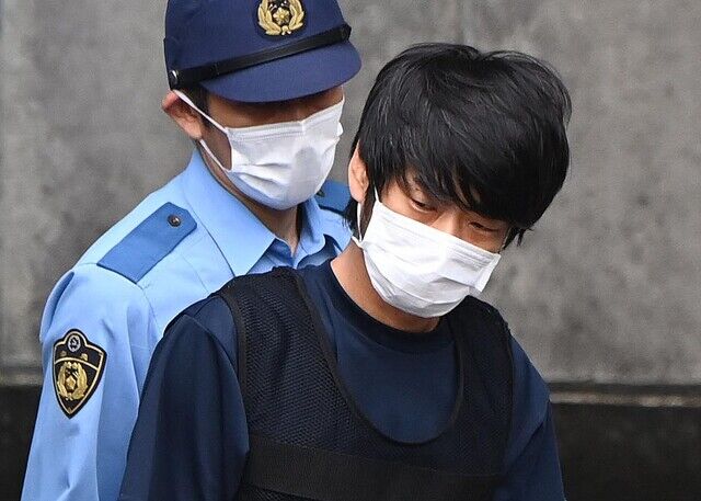 【超朗報】山上容疑者、モテてしまう！！！獄中結婚や金銭的援助も夢ではない??
