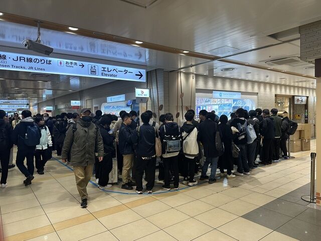 【悲報】最近のオタクのファッション、みんなこんな感じ?