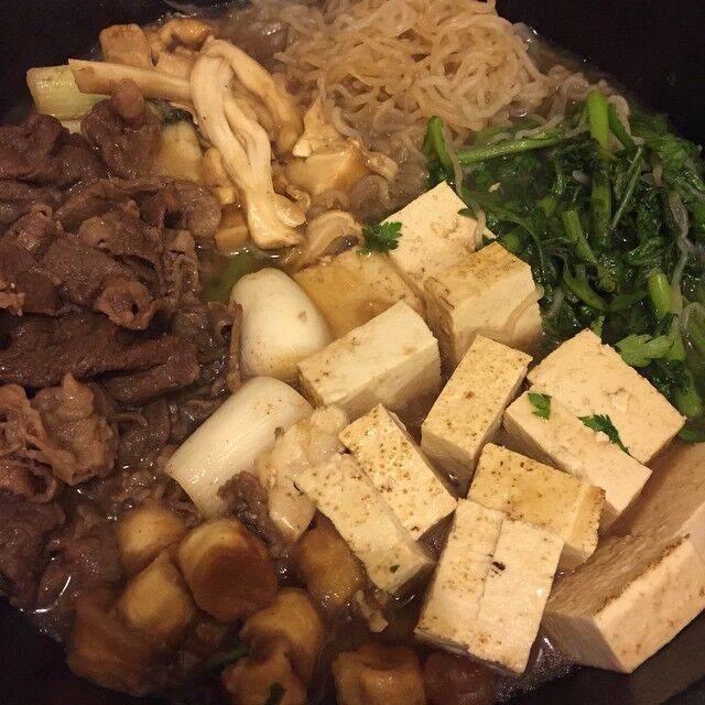 【画像】美味しんぼ「すき焼きは肉を最も不味く食べる方法だ！」←これwwwwwww