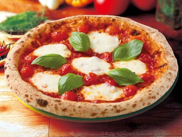 5大、イタリア共和国の名物「マルゲリータピザ」「パスタ」「ピサの斜塔」「フェラーリ」