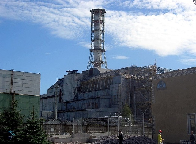 800px-Chernobylreactor_1