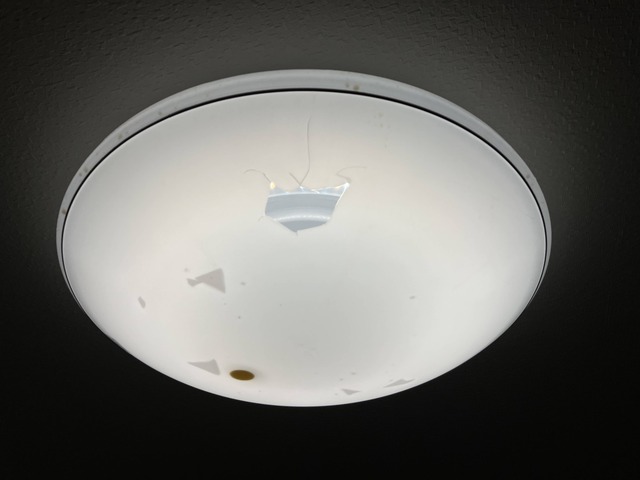 お前らドライアイスで遊ぶのだけはやめとけ