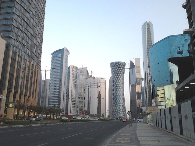 800px-Center_of_Doha