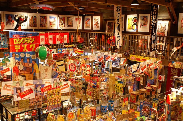 昭和を完全再現した街を作ってそこに大人たち集めようと思うんやがどうや?
