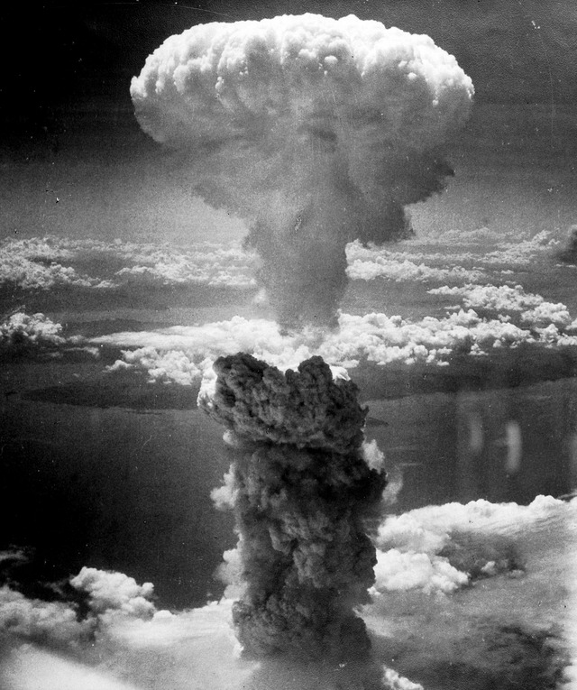 1920px-Nagasakibomb