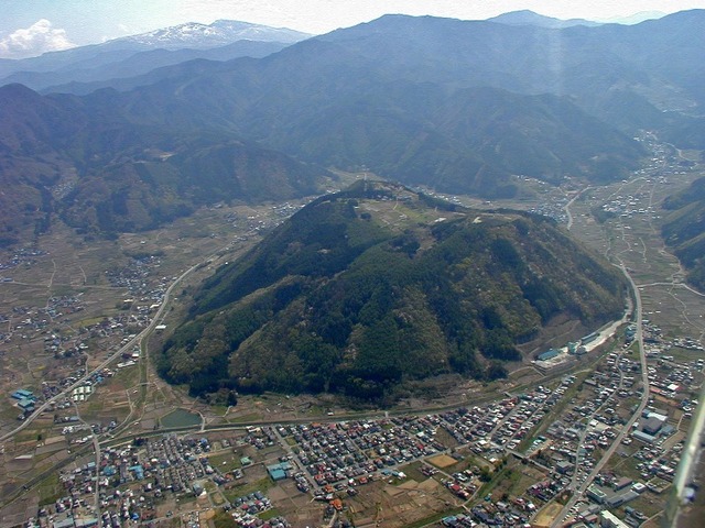 山