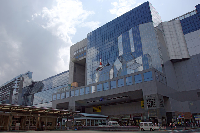 JR_Kyoto_sta01nt3200