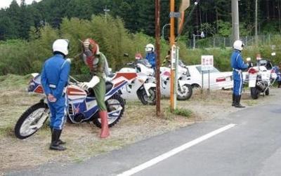 e670a19fdbc135a46f3383e1dab37e27_400