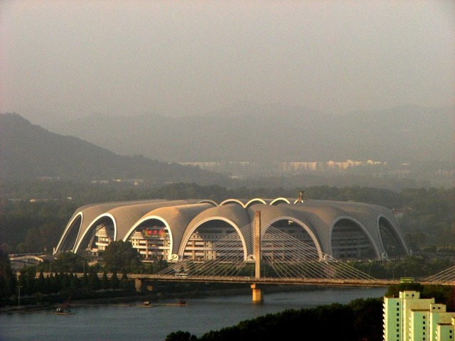 1989_-_Rungrado_May_Day_Stadium_-_03