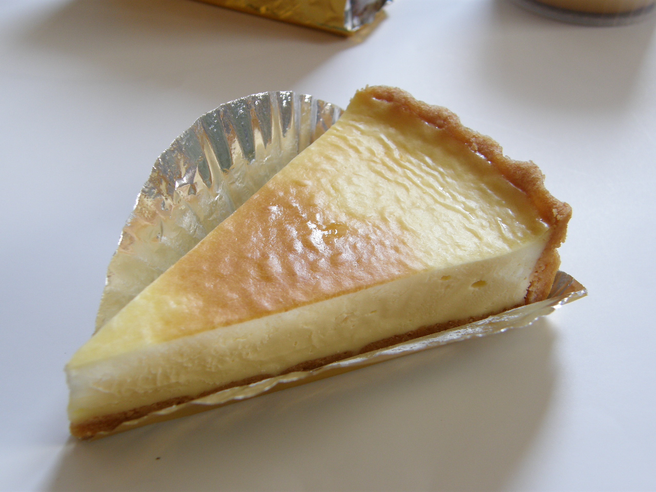 ほんのり塩味シュー皮が気に入った シュークリーム ほか Pumo Ri プモ リ ふぁぶ る 福島市宮下町 お気楽ネコののんきな日々 屋根裏