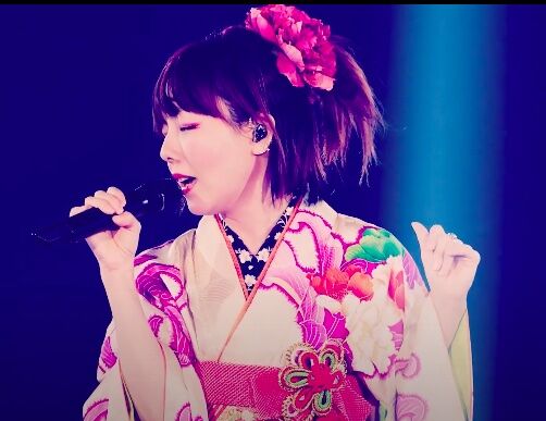 どんぎつねは煩悩だった 幻 Modell Studio Gelb Und Grau