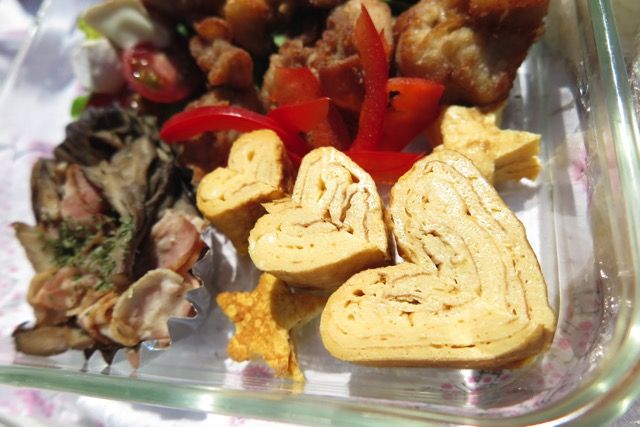 俺の愛妻弁当に 同僚 ひっでえ卵焼きだな 料理の下手な嫁を貰った男は可哀そうだ 文句を言おうとした瞬間 Nyan Soku15のblog 俺の愛妻弁当に 同僚 ひっでえ卵焼きだな 料理の下手な嫁を貰った男は可哀そうだ 文句を言おうとした瞬間 Nyan Soku15のblog