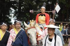 不倫・瀬戸大也は?神様?にも見放された！地元神社が奉納品を撤去「火でもつけられたら…」