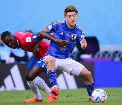 日本、コスタリカに0-1で敗れる サッカーW杯