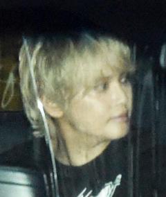 手越祐也ショック！ 自慢の人脈から支援会社社長が早くも?裏切り?