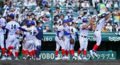 【甲子園】下関国際、春夏初の４強 大阪桐蔭に逆転勝ち トリプルプレーで流れ変えた！