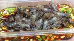 中国で男性の脳内にいっぱいの寄生虫が見つかる 日本料理の流行が一因との報道も…