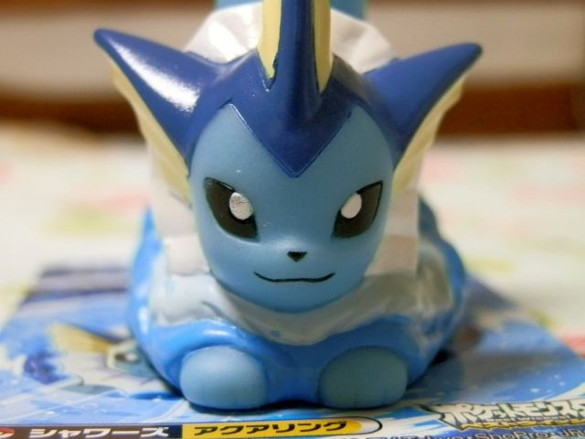 にゃん太のポケモン日記 キメわざポケモンキッズｂｗ５ シャワーズ アクアリング