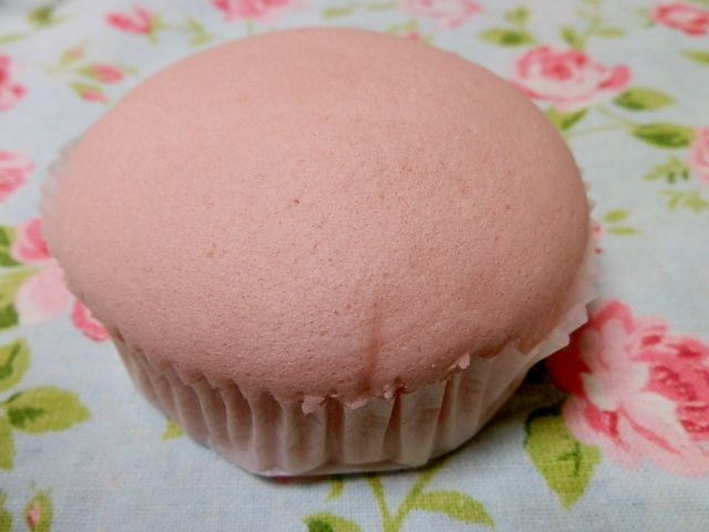 にゃん太のポケモン日記 ポケモンパン ツタージャのミニ蒸しケーキ いちご