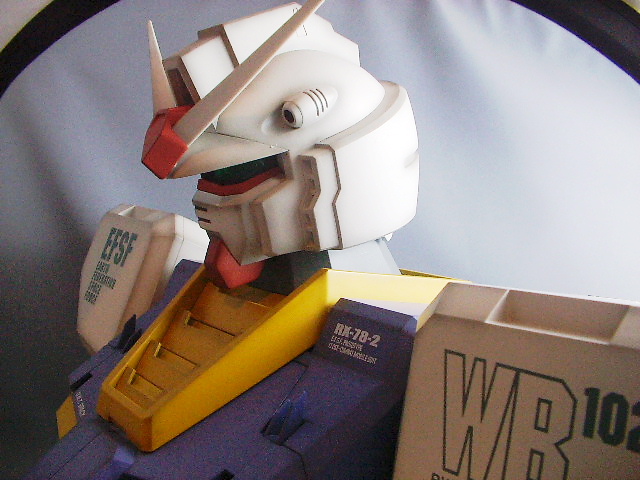 ガンダム胸像にシャドーを施してみました ガンプラ改造工房