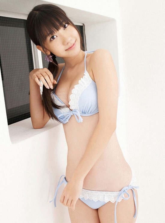 柏木由紀3ビキニ水着画像 (6)