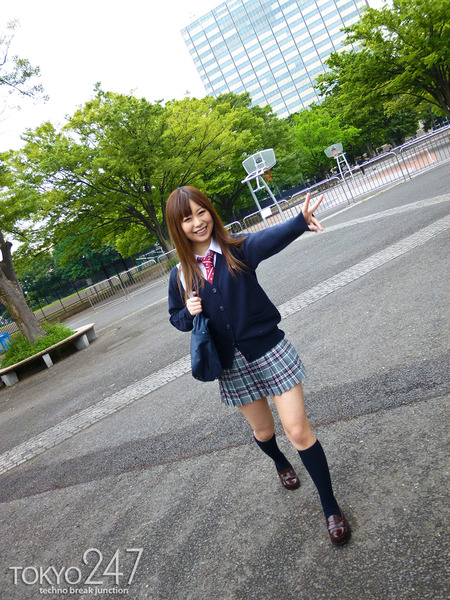 長谷川しずく制服 (7)