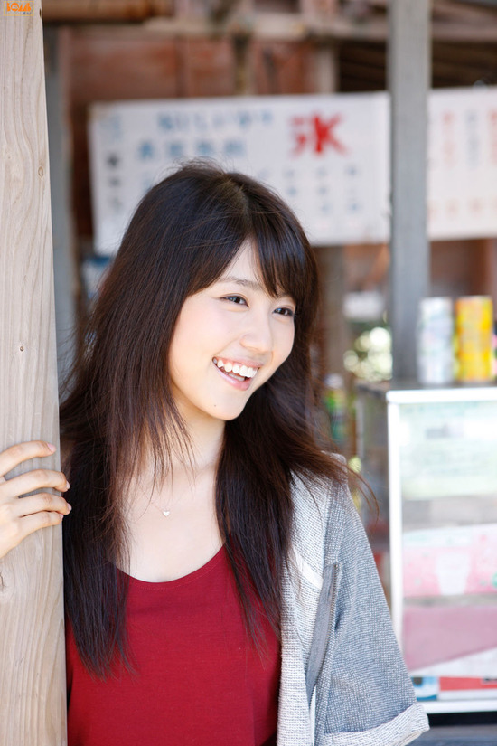 有村架純5浜辺でビキニ水着 (5)