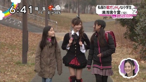 おしゃれ好きな女子小学生 (13)