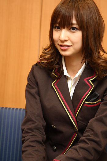 篠田麻里子グラビア画像014