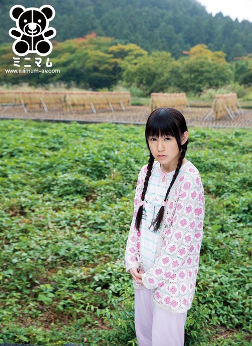 本物中出し。 子作り温泉旅行。 まりえ148cm(無毛) 小西まりえ (1)