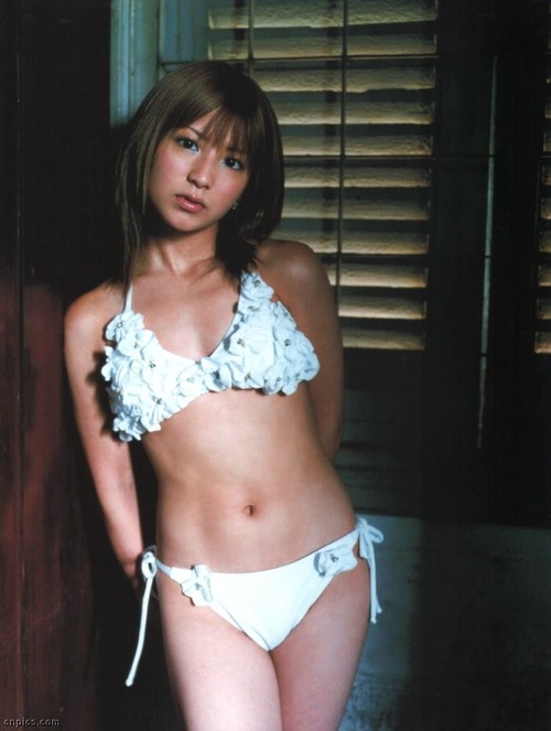 元モー娘。矢口真里グラビア画像002