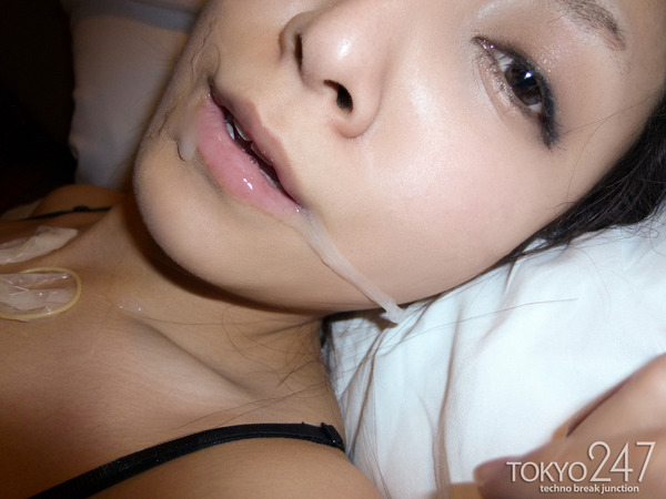 お嬢様風22才美女七緒果帆1口内発射画像 (5)