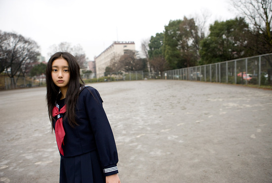 忽那汐里9セーラー服画像 (1)