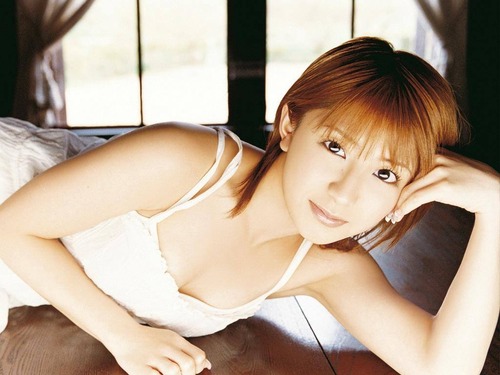 元モー娘。矢口真里グラビア画像013